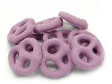 Load image into Gallery viewer, Raspberry Pretzels - Nutty World
